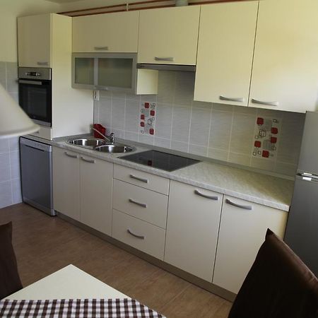 Holiday Home Maderka Stridóvár Kültér fotó