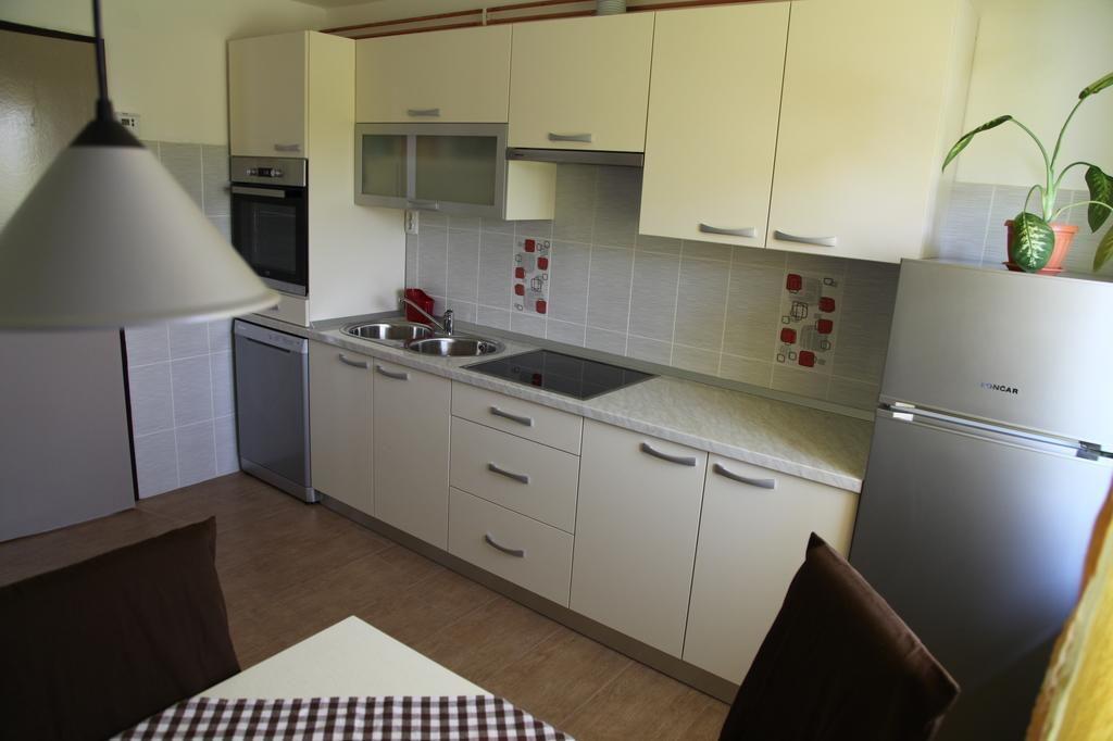 Holiday Home Maderka Stridóvár Kültér fotó