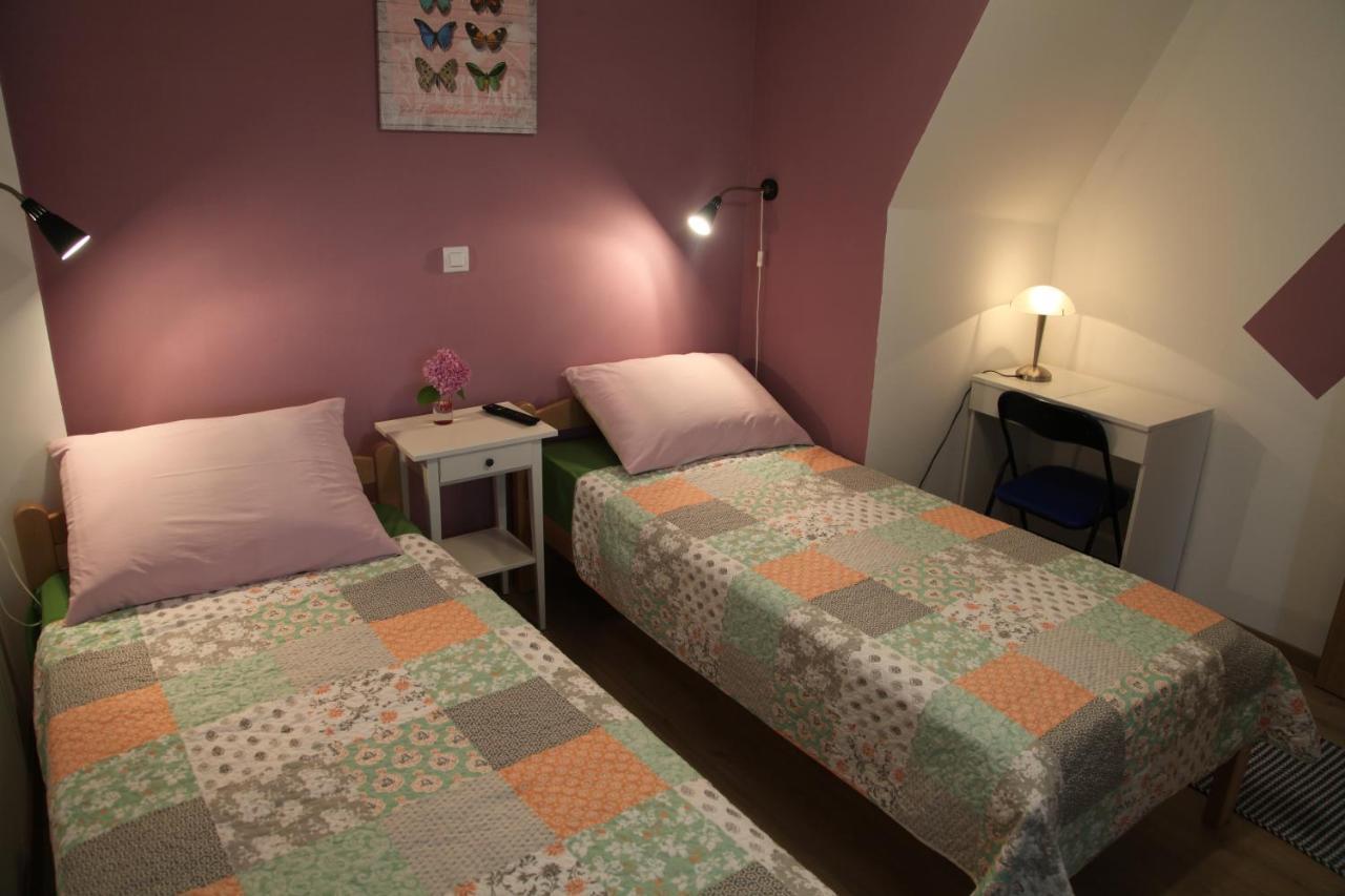 Holiday Home Maderka Stridóvár Kültér fotó