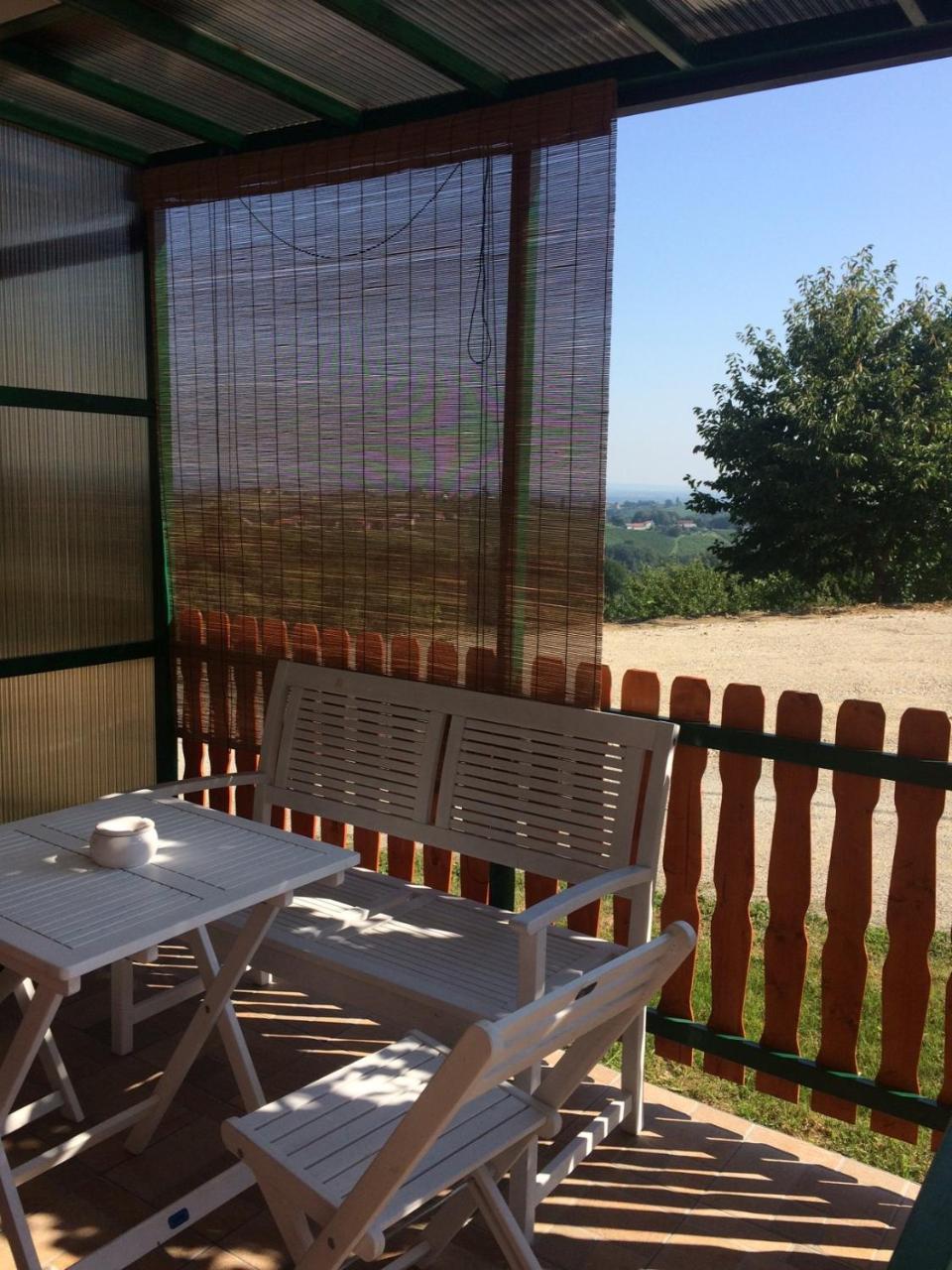 Holiday Home Maderka Stridóvár Kültér fotó