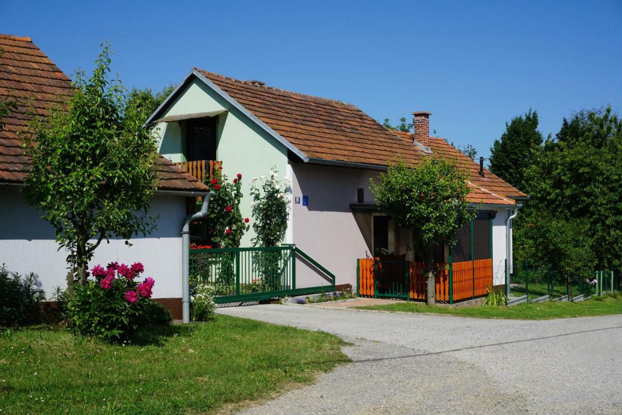 Holiday Home Maderka Stridóvár Kültér fotó
