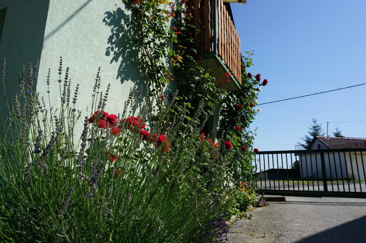 Holiday Home Maderka Stridóvár Kültér fotó